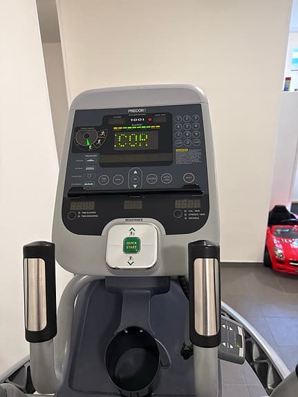 Precor crosstrainer grå 100i
