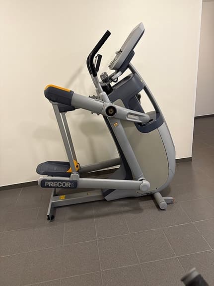 Precor crosstrainer grå 100i