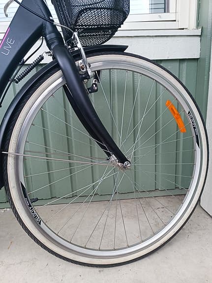 Fin och välvårdad damcykel från White (7-växlad)