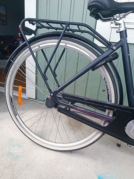 Fin och välvårdad damcykel från White (7-växlad)
