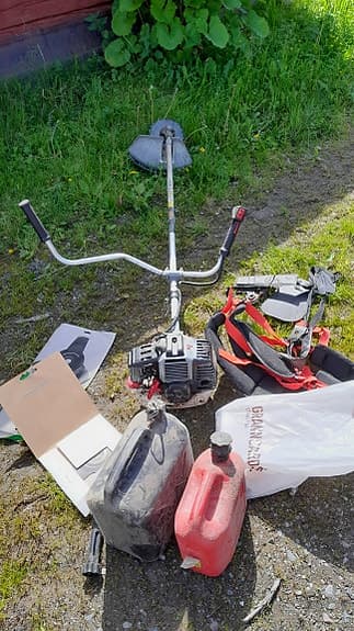 Röjsåg, komplett med trimmer