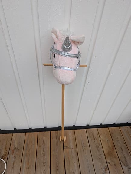 Söt käpphäst / Enhörning med hjul