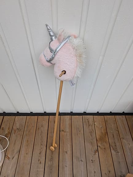 Söt käpphäst / Enhörning med hjul