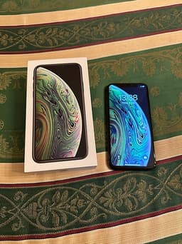 Apple iPhone XS Svart 64GB iOS 13 - 89% batterihälsa