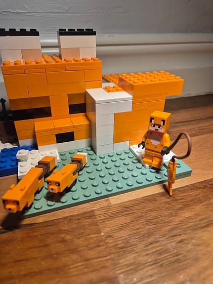 LEGO: Minecraft, Rävstugan