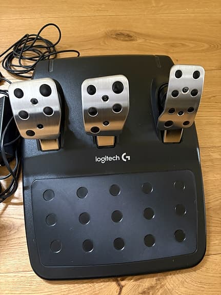 Logitech G29  ratt med pedaler