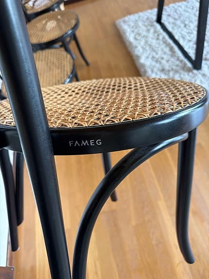 FAMEG stolar