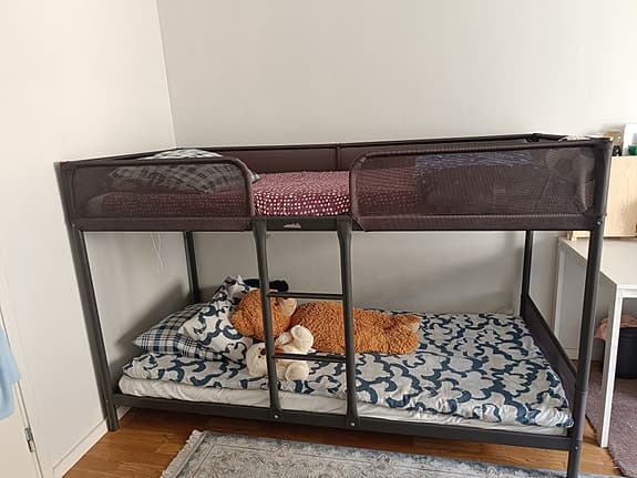 IKEA våningssäng för barn 90x200 cm grå