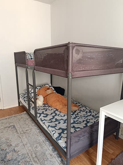IKEA våningssäng för barn 90x200 cm grå