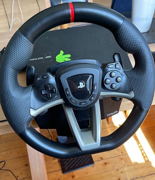Gamingset med ratt och pedaler Hori RWA, Logitech G29 & stol Playseat Challenge