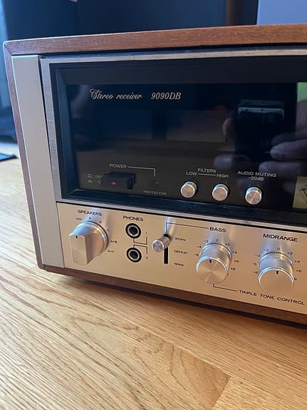Sansui  9090DB stereo receiver träkabinett