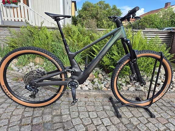 Scott Genius 910 2023  stl L AXS SRAM GX