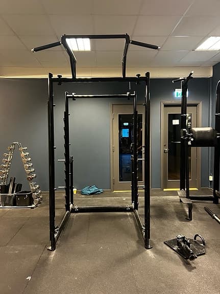Power rack / chinsställning