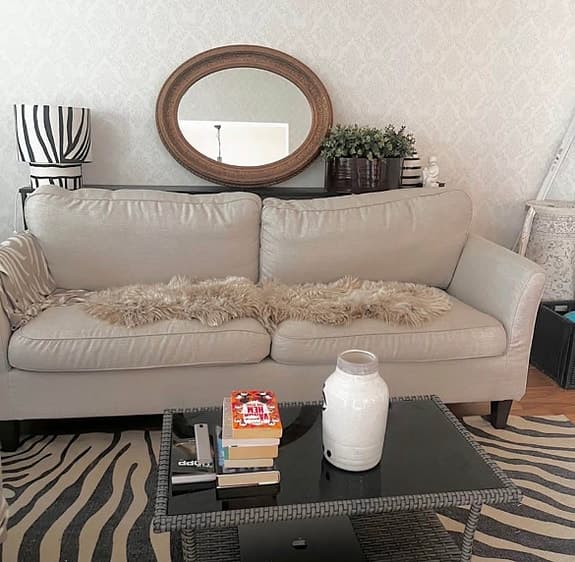 Stor oval spegel 90x66 guldram ram i guld