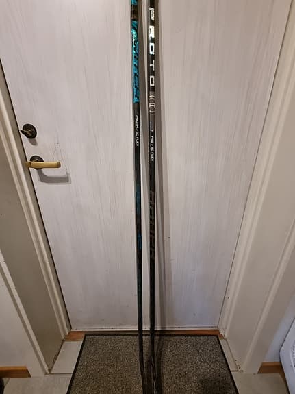 Bauer hockey klubbor