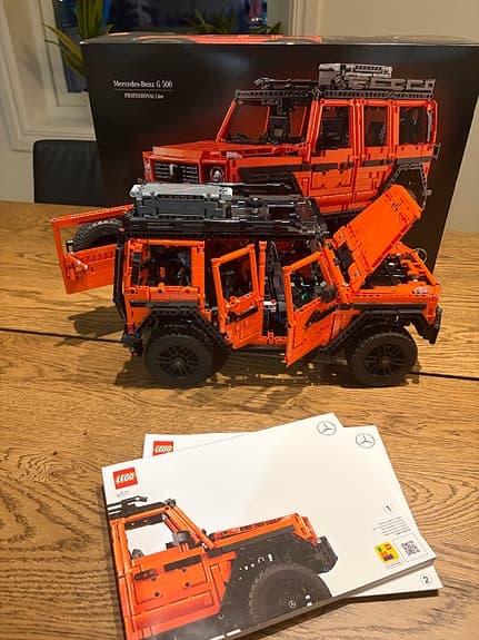 LEGO Technic Mercedes-Benz G500 42177