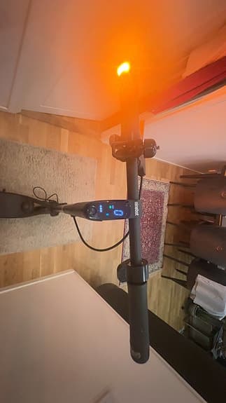 Ninebot F2 – Elsparkcykel säljes – 2600