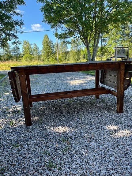 Träbord utebord fällbara klaffar brun