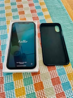 iPhone X
