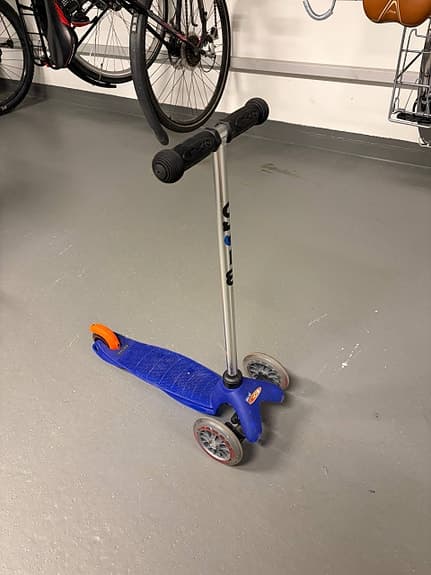 Micro trehjuling sparkcykel blå