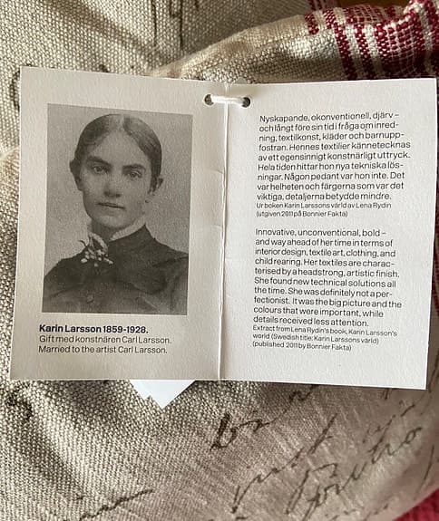 Åhléns Home kuddfodral / kuddar med textmönster