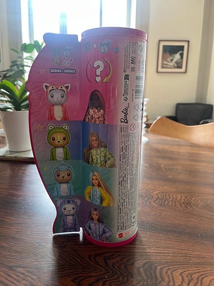 Barbie Cutie Reveal docka med överraskningar