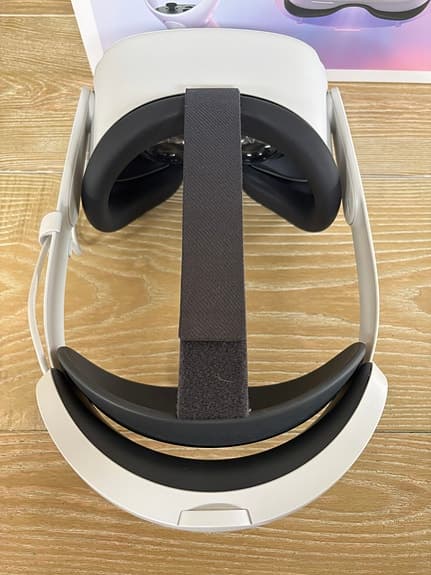 Oculus Quest 2 (nu Meta Quest 2) VR-headset i nyskick med Elite-rem med batteri