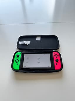 Nintendo Switch HAC-001 + Zelda + väska + fodral