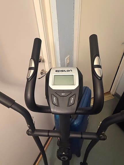 Epsilon crosstrainer svart