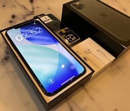iPhone 11 Pro Max i toppen original skick