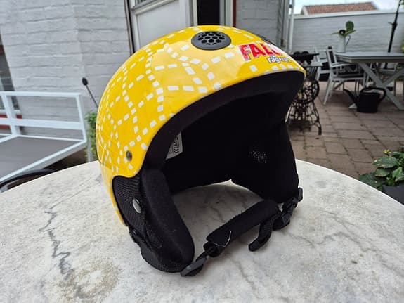 Cykel / Kick / Skidhjälm - Falu Rågrut hjälm S/M gul