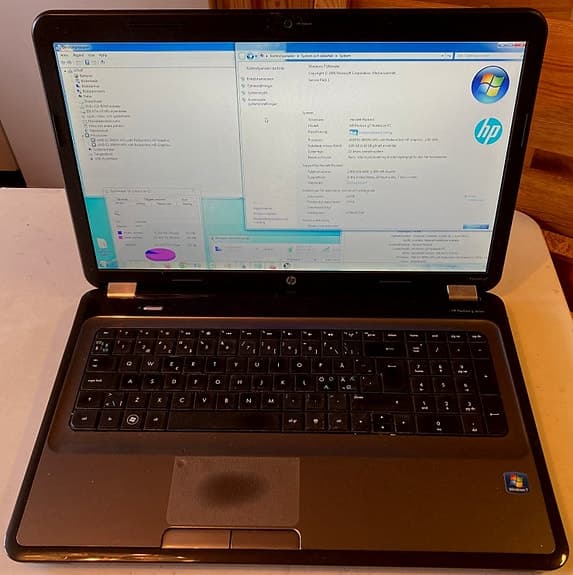 HP 17"