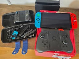 Nintendo Switch OLED-paket med 256 GB & 4 Joy-Cons