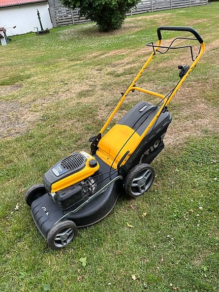 Stiga Combi 53 S bensindriven gräsklippare gul/svart
