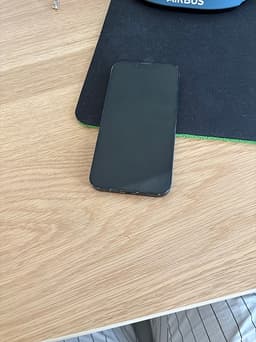 Apple iPhone 13 mobil 128 GB svart