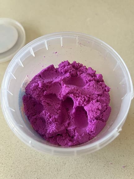 Magic play sand