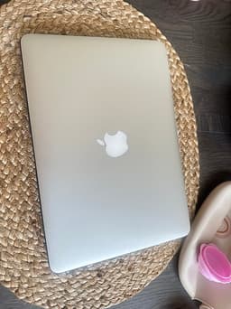 Apple MacBook Pro Retina 13” (Early 2015) – 512 GB SSD – Mycket fint skick