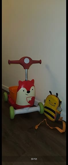 Gåvagn / åleksak / sparkcykel med musik
+ ryggsäck