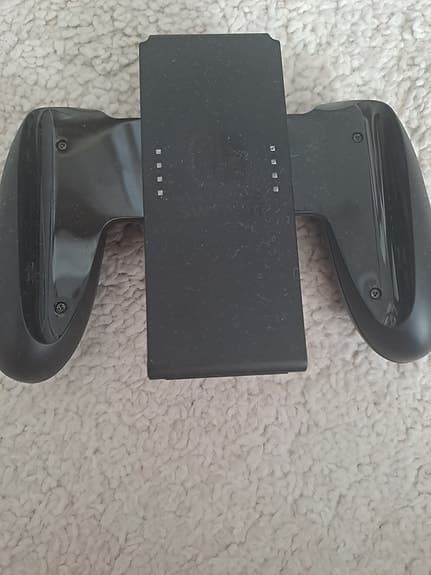 Nintendo Switch spelkonsol med Joy-Con blå/röd
