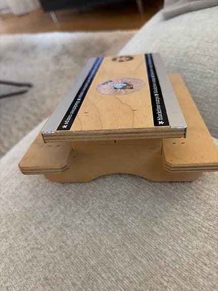 Blackriver fingerboard-bänk i trä