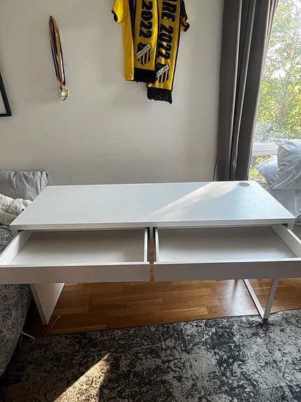 Fint sminkbord/skrivbord