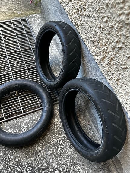 2 två st och en slang Däck 8 1,5 x 2 till elscooter / sparkcykel
