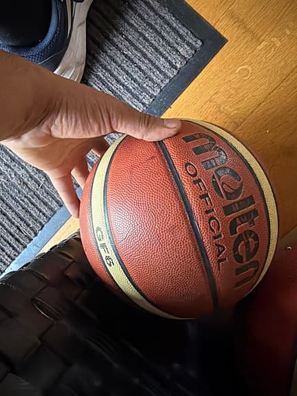 2 st Molten basketbollar – FIBA-godkända – Paketpris 1 000 kr