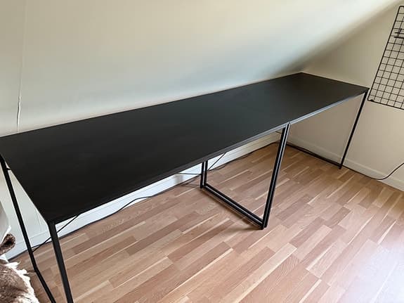 2 st JYSK ASTRUP skrivbord – svart, mycket fint skick