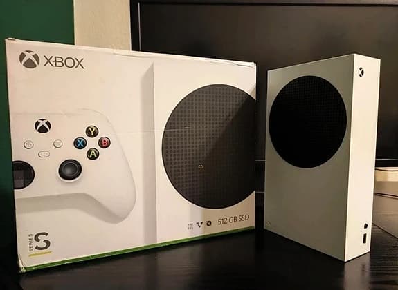 Xbox Series S spelkonsol vit 512gb kontroll hdmi adapter original kartong
