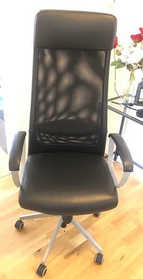 IKEA MARKUS kontorsstol med lädersits – Nyskick!
