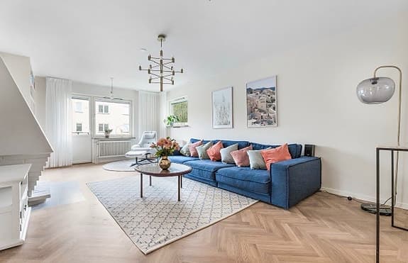 BOLIA Noora modulsoffa + matchande puff – blått London-tyg
