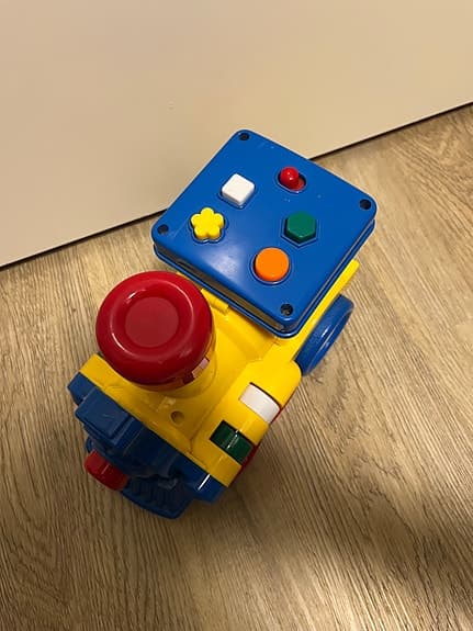 TÅG leksak med ljud