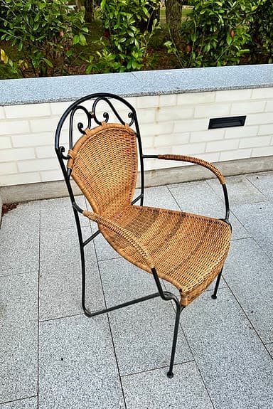 Matgrupp ute med bord i teak och 6 rottingstolar -vintage - SOMMAR-REA!