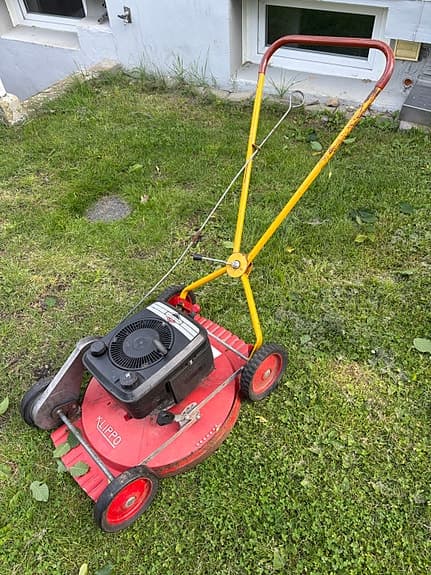 Klippo gräsklippare röd